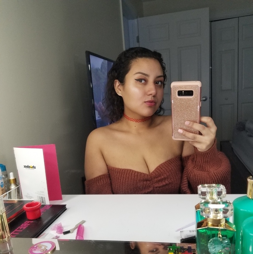 Meet your Posher, Stella